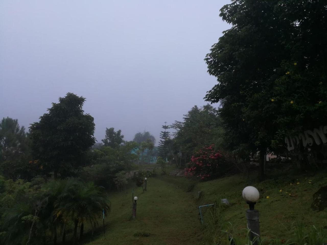 Ban Khao Ya Nua บ้านพนาวันเขาค้อรีสอร์ท מראה חיצוני תמונה
